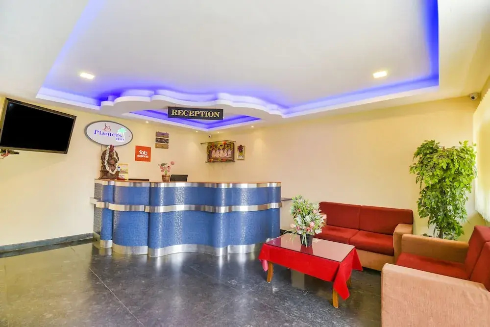OYO 7570 JS Planters Inn