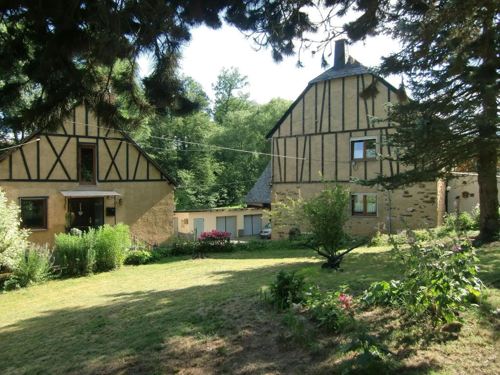Holiday Home Kaifenheim Near Volcano Park