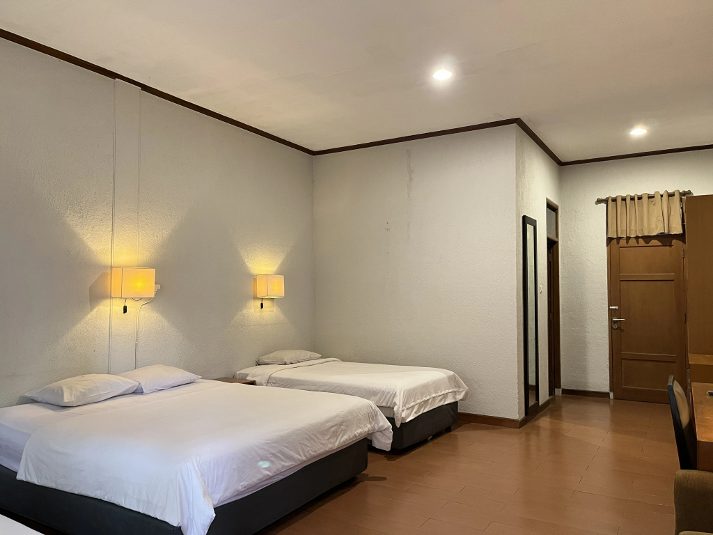Hotel & Banquet Panorama Lembang in Lembang