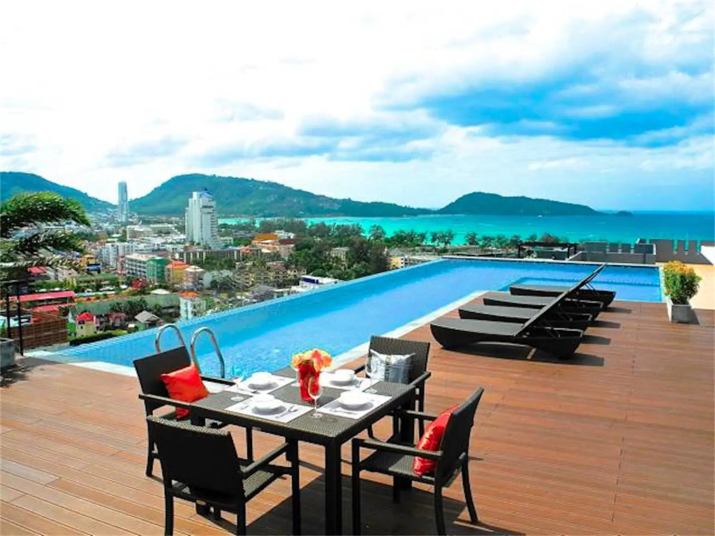 Bliss Patong 3 Bedrooms Sea View