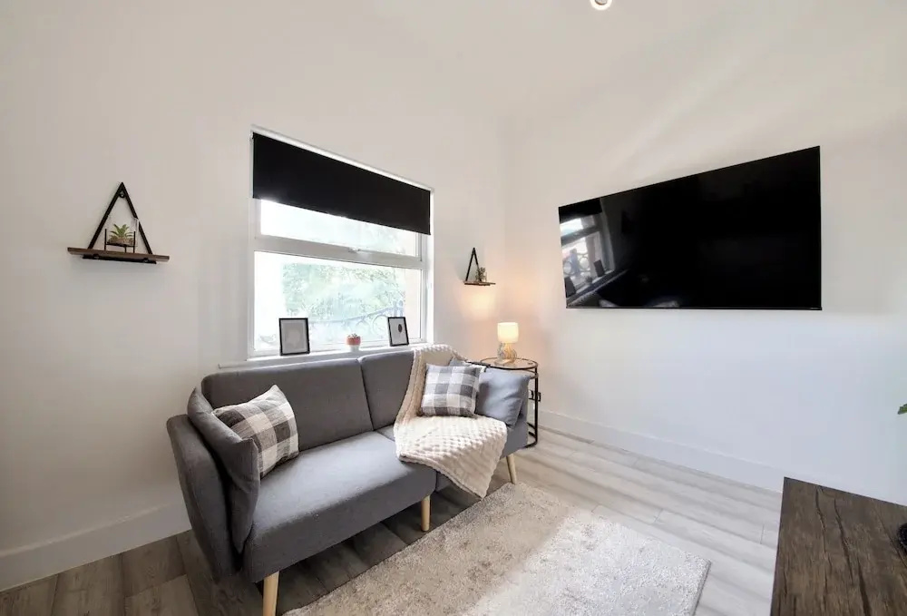 Modern City Apartment in London