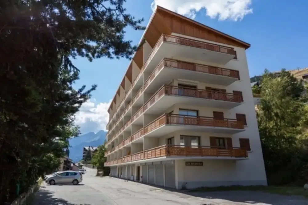 Voir la photo 1 — Alpine Retreat Near the Slopes