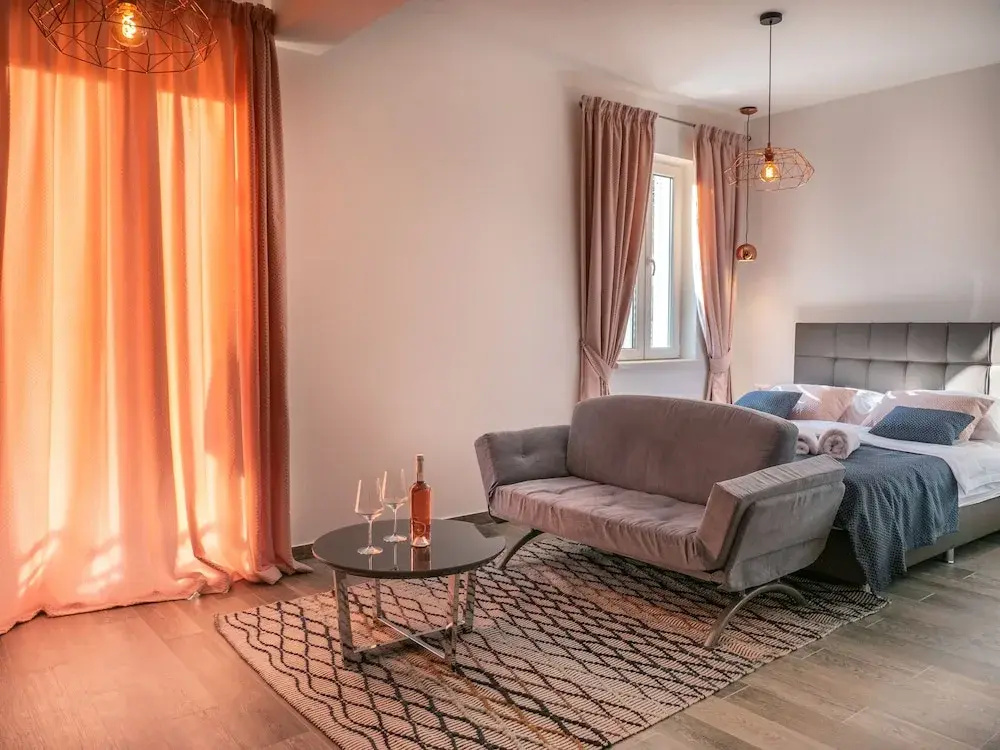 Boutique Pine Tree apartments - Chambres