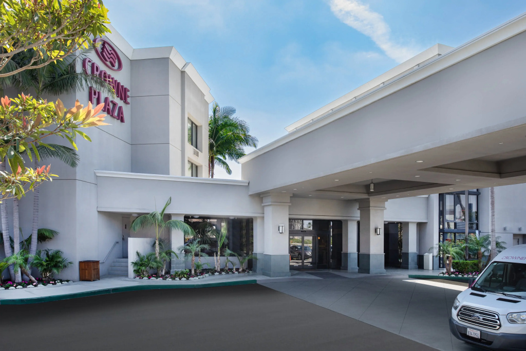 Crowne Plaza Costa Mesa Orange County by IHG