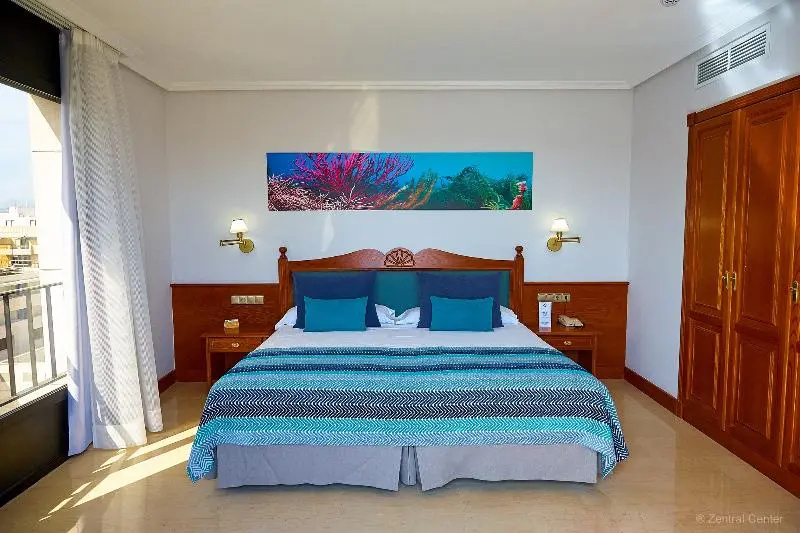 Hotel Zentral Center - Chambres