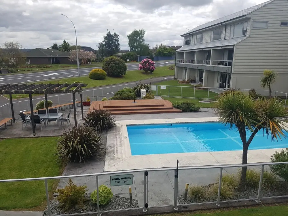 300 Lake Terrace - Général