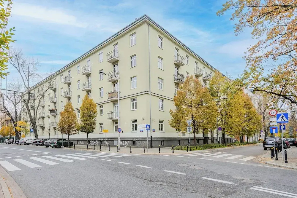 ShortStayPoland Szara B170