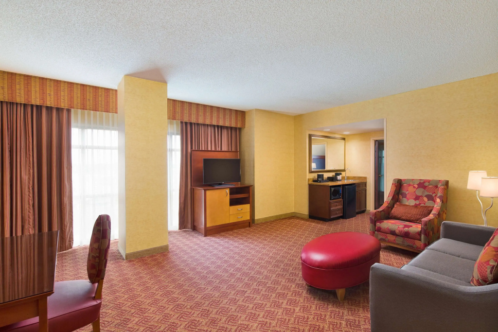 Lobby & Reception