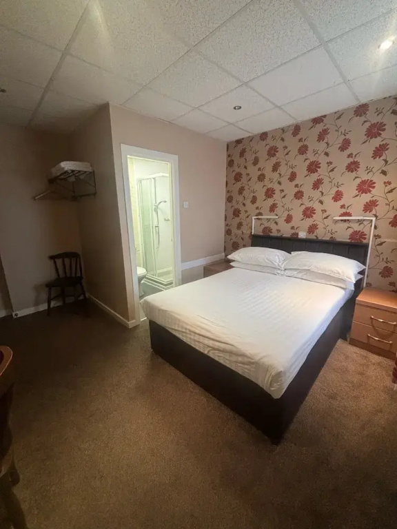 Economy Double room (full double bed)