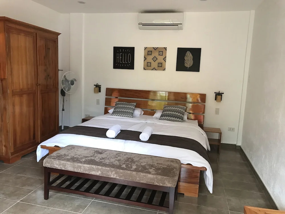 Alona's Coral Garden Resort - Chambres