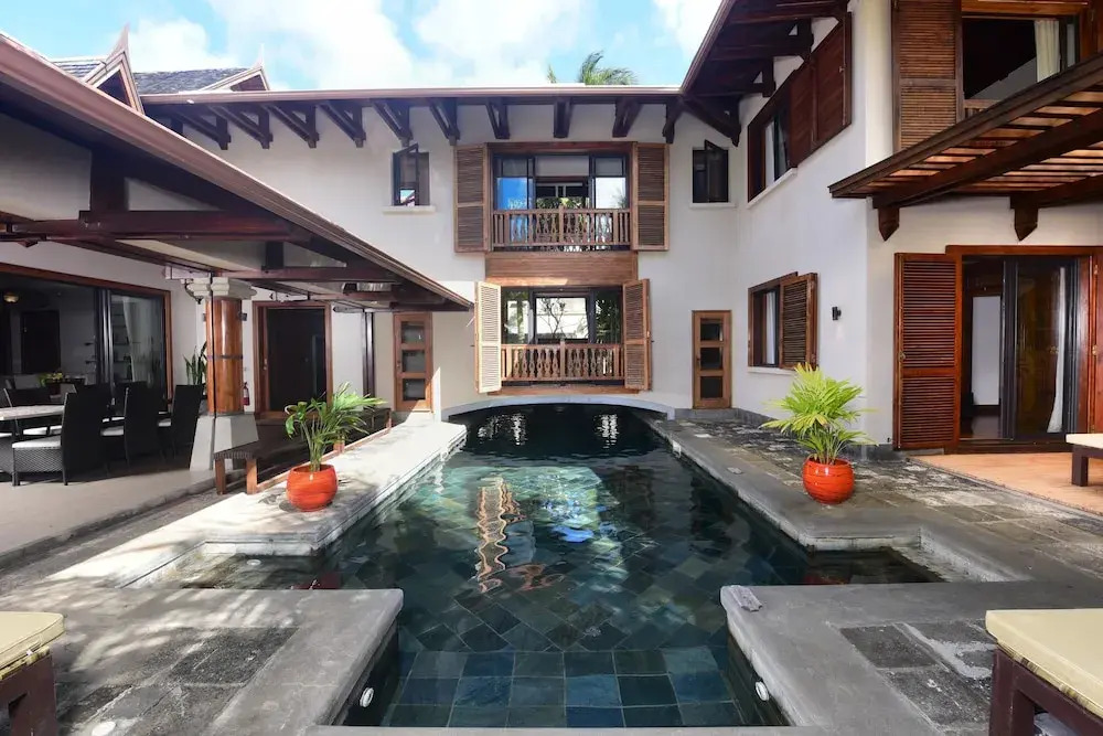 Sankhara Luxury Beach Villa By Barnes