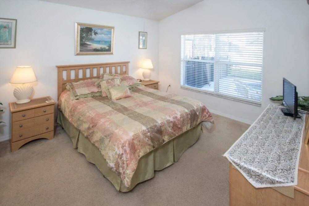 4 Bedrooms Cottage