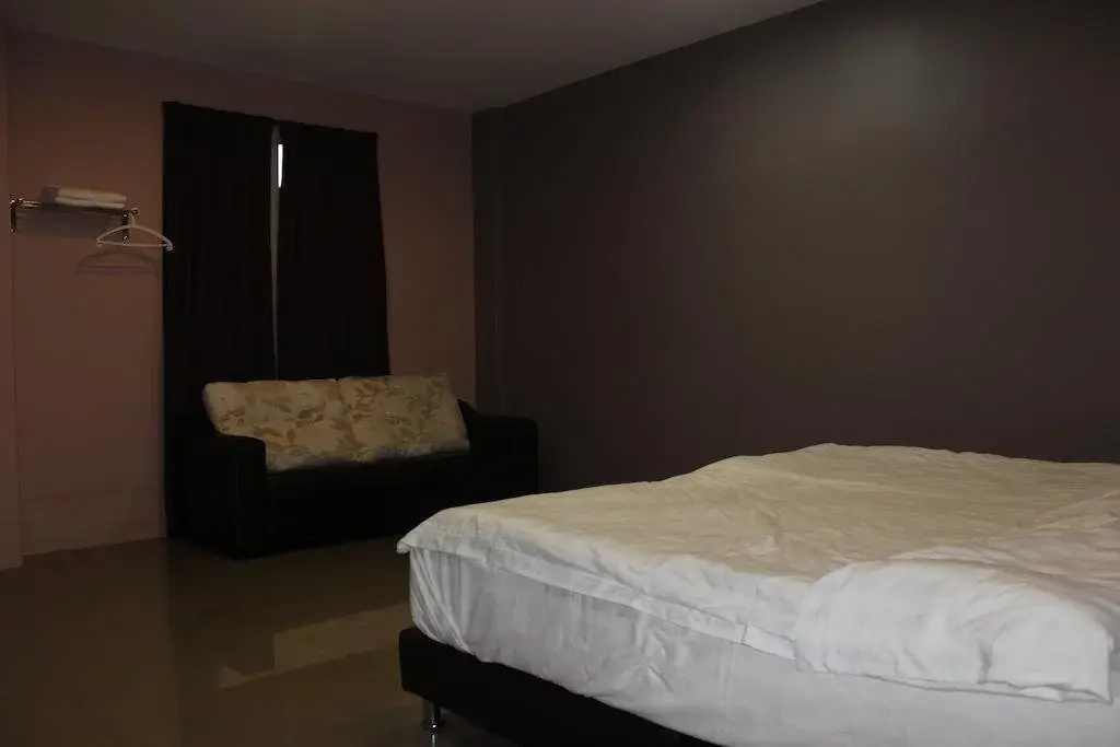 Inn Hotel