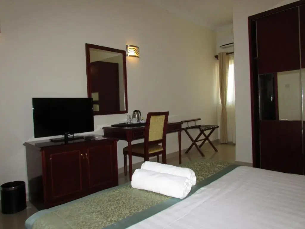 Deluxe Double room (full double bed)