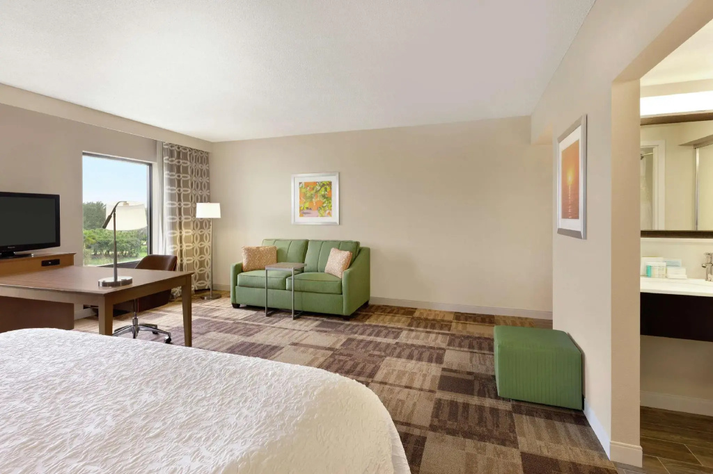 1 Bedroom Double Suite (full double bed)