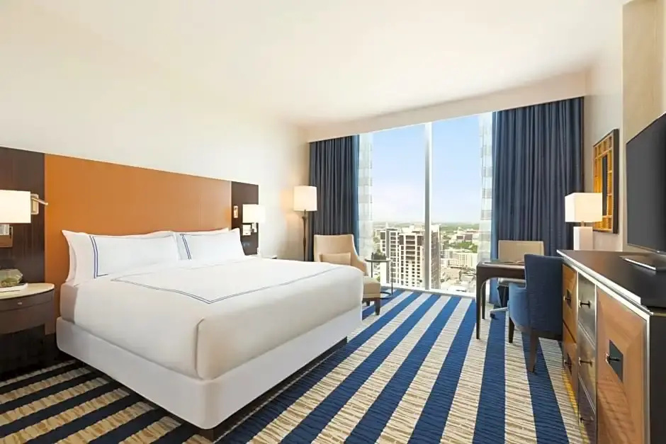 Fairmont Gold Double room (full double bed)