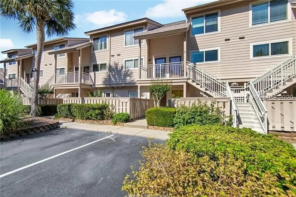 80courts 2 Bedroom Condo