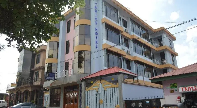 Venice Hotel