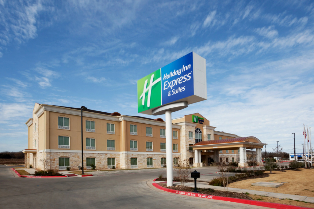 Holiday Inn Express And Suites - Georgetown