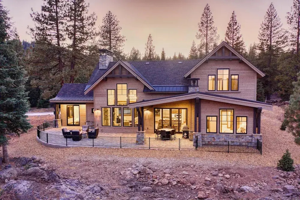 Gorgeous New-build In Schaffers Mill 4 Bedroom Home