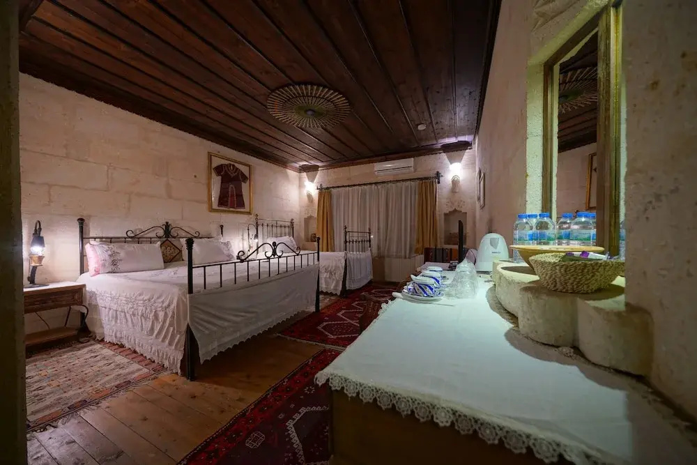 Comfort room
