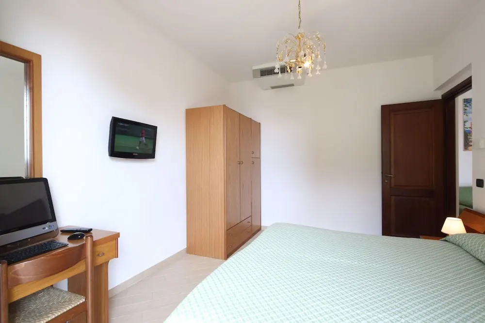 Residence Kriss - Chambres