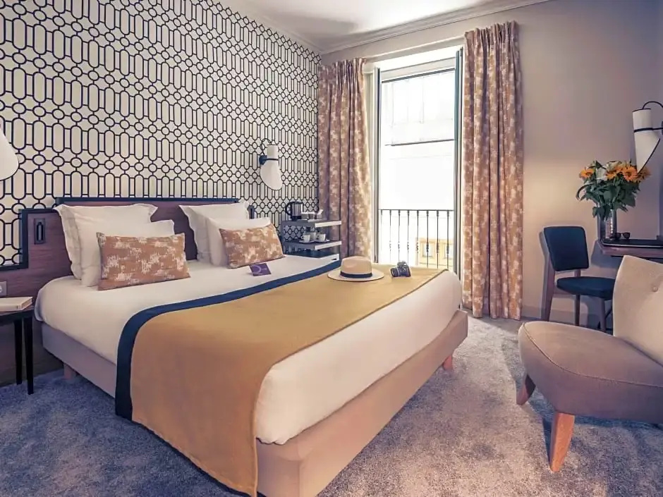 Classic Double room (full double bed)