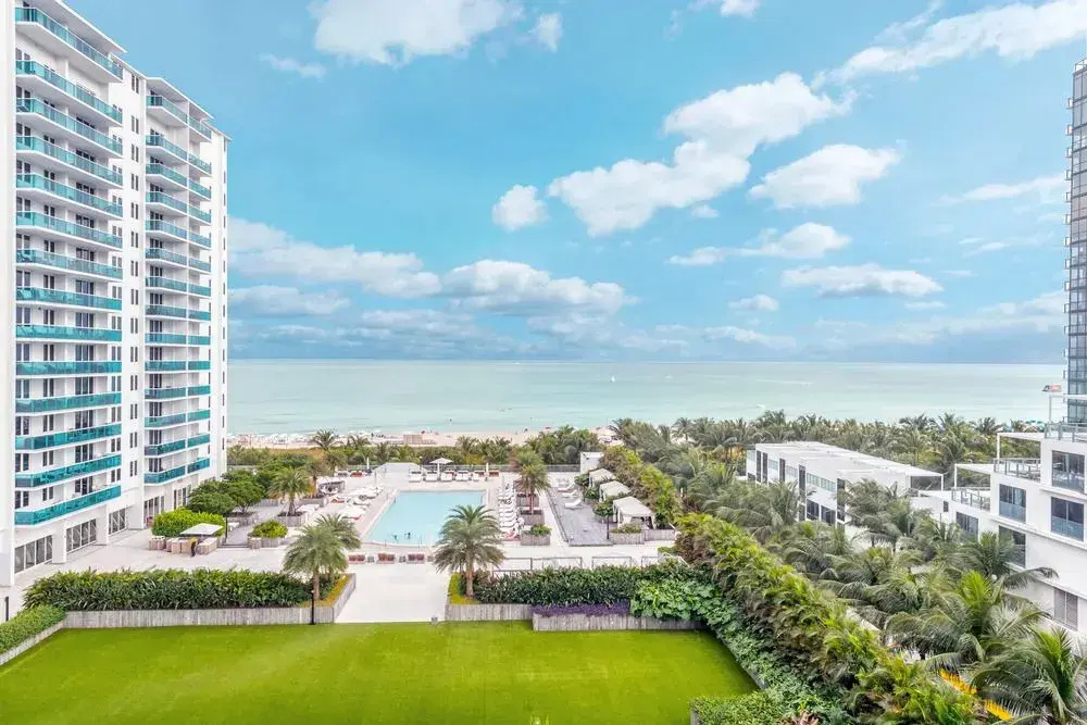 Roney Palace Condo Luxury Rentals