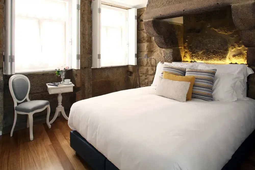 Standard room with city view