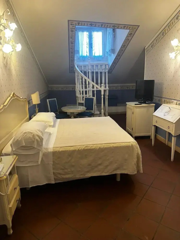 Classic room