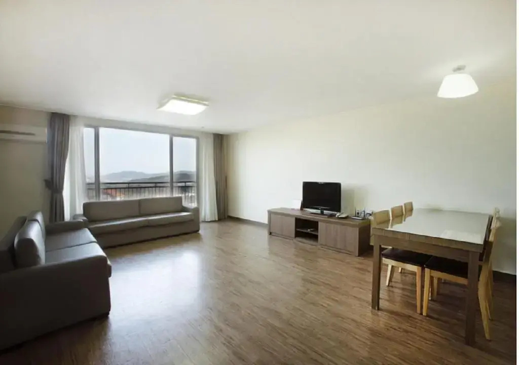 Standard Double Family room (full double bed)