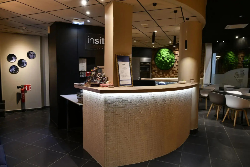 In Situ Hotel - Général