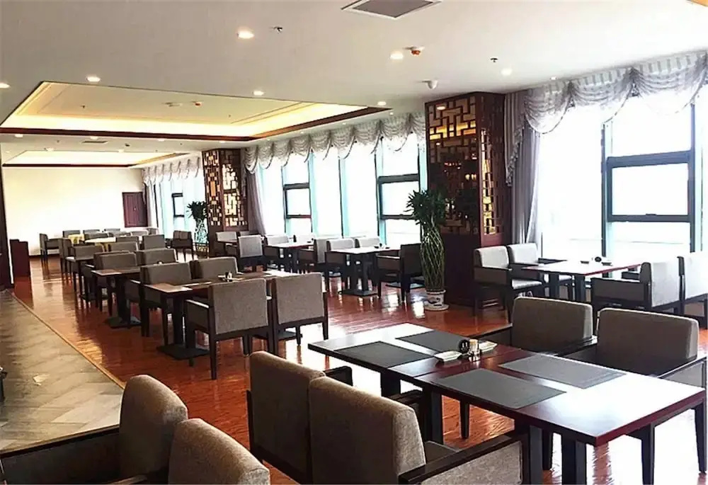 Food & Beverage