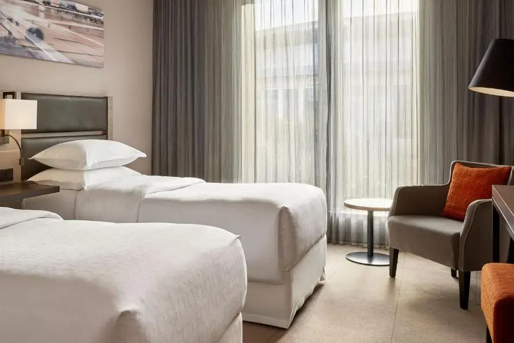 Sheraton Duesseldorf Airport Hotel - Chambres