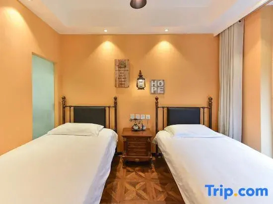 Standard Double room (twin beds)