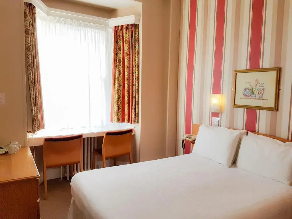 Economy room
