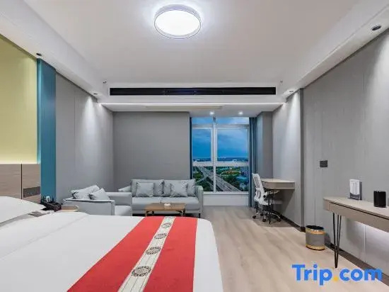 Standard Double room with river view (full double bed)