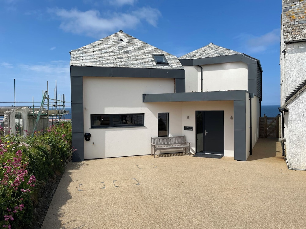 The Old Coastguard Lookout
