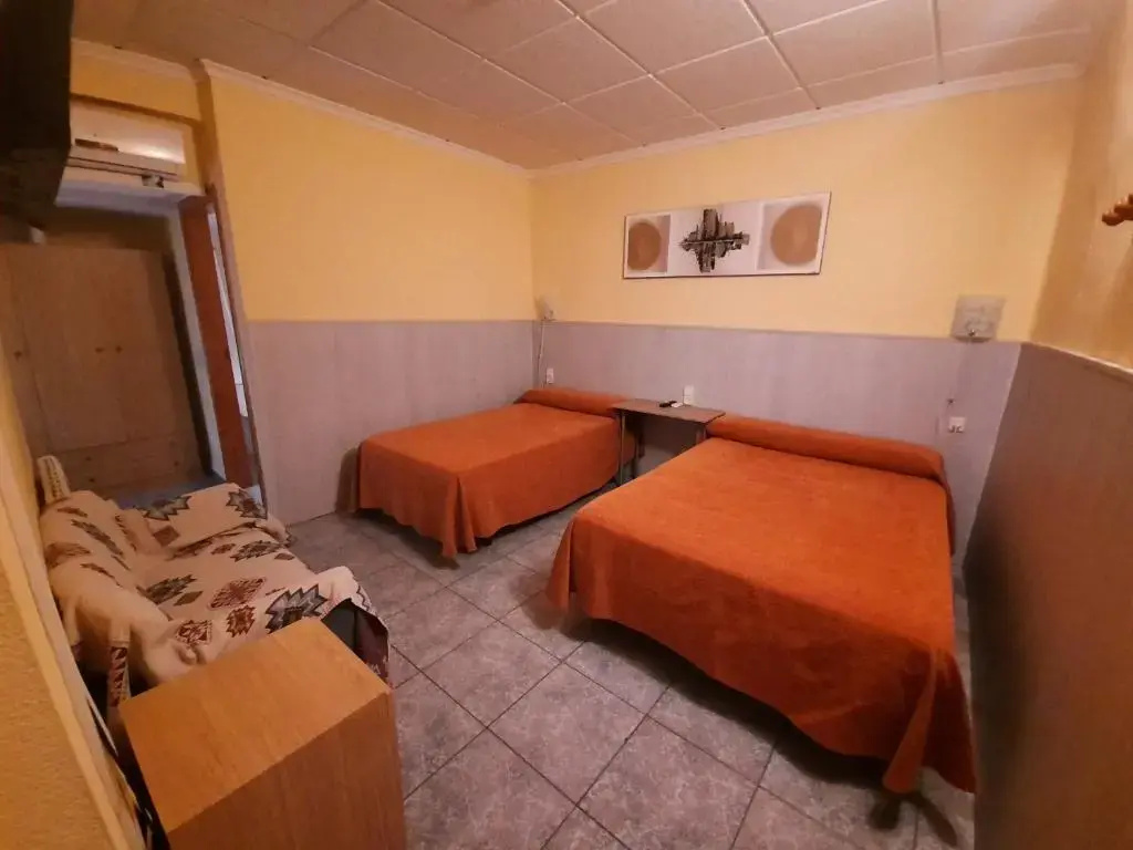 Standard Double room (twin beds)