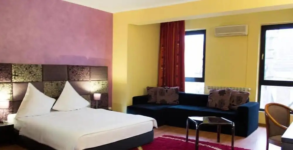 Hotel photo 2