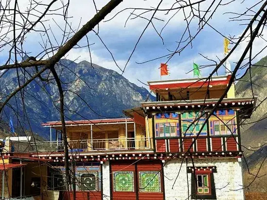 Zhuolonglinka Homestay