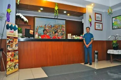 Lobby & Reception