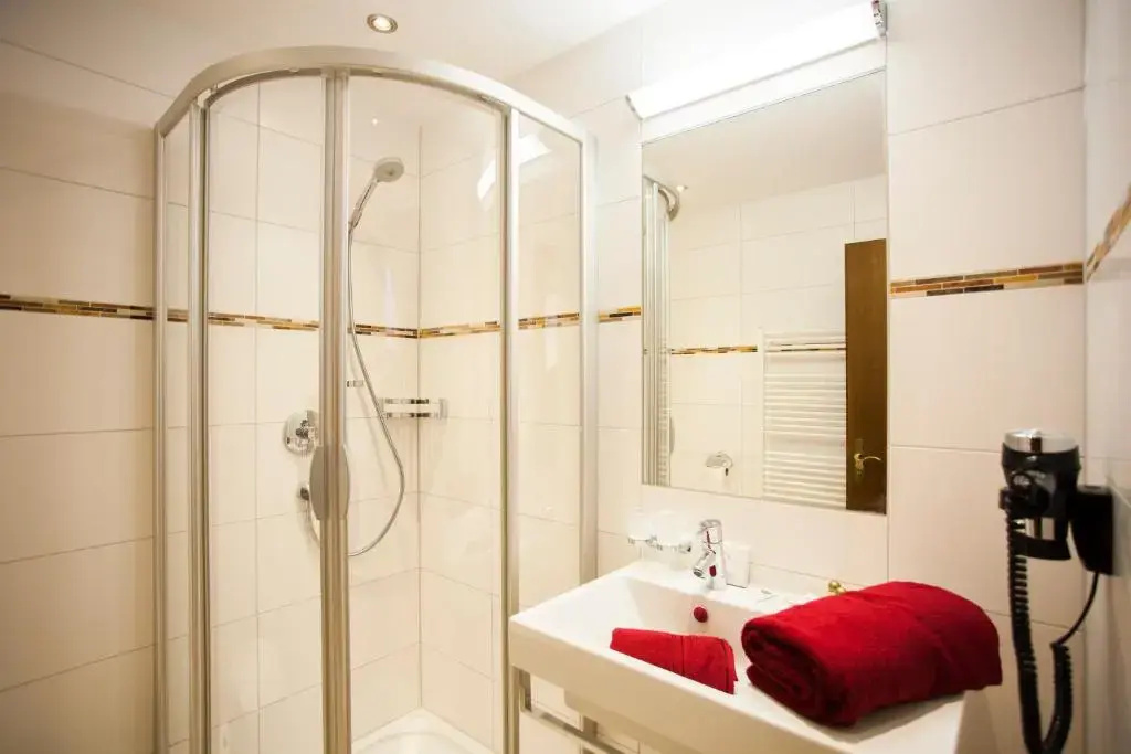 Comfort room