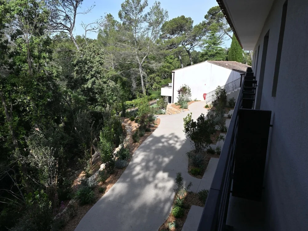 Mercure Brignoles Golf De Barbaroux - Chambres