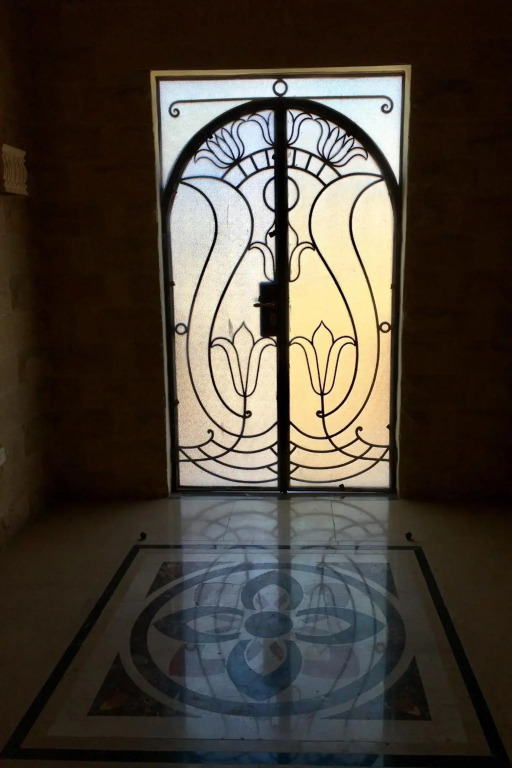 Image 12