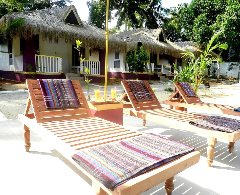 Phoenix Island Resort - Général