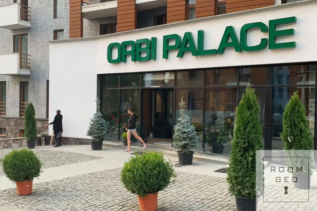 Orbi Palace Mountain