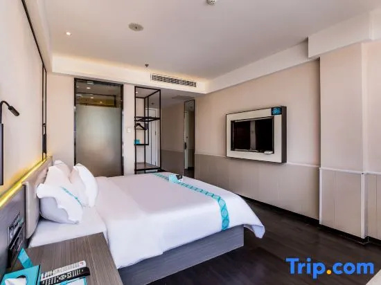 Superior Double room (full double bed)