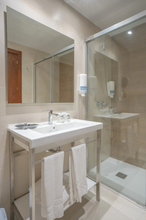 Méndez Núñez Hotel - Général