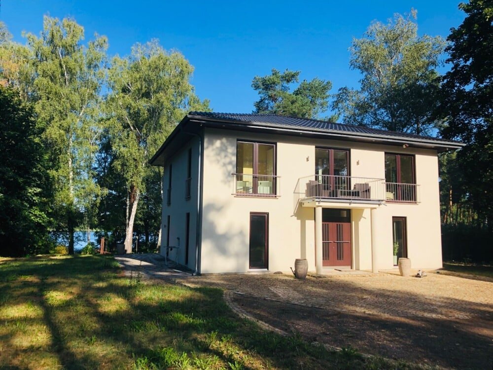 Villa Zesch am See image